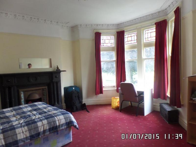 8 bed property in Ninian Road, Cardiff